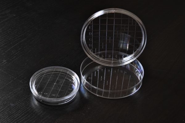 Чашка Петри 55 мм ПС, контактного типа, стерильные,с сеткой (10/600)