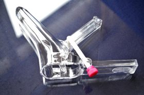 Зеркало гинекологическое по Куско с боковым винтовым фиксатором, стерильное, прозрачное (S), уп. 1/100 шт.